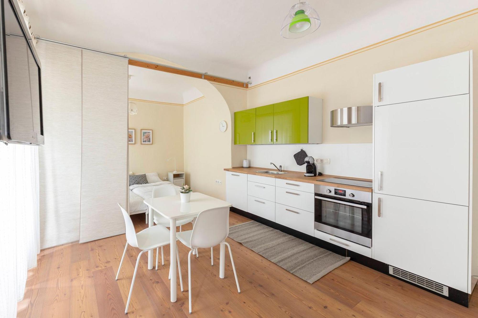 Apartament By The Walnut Tree Lublana Zewnętrze zdjęcie